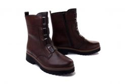 RIEKER REMONTE D1B75-25 brown, botki damskie. Brązowe botki damskie Rieker Remonte, na zimę, ze skóry, bez obcasa, na obcasie, bez zapięcia. Za 489.90 zł.
