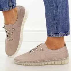 Beżowe skórzane półbuty damskie Filippo Dp7810/26. Brązowe półbuty damskie Filippo, bez wzorów, z jeansu, casualowe, z okrągłym noskiem, bez obcasa, na płaskiej podeszwie. Za 219.00 zł.