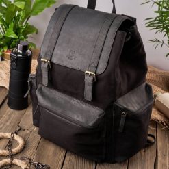 Plecak męski vintage PAOLO PERUZZI czarny T-37-BL. Czarne plecaki męskie Paolo Peruzzi, bez wzorów, z bawełny. Za 219.99 zł.