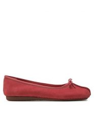 Clarks Baleriny Freckle Ice 26176285 Różowy. Czerwone baleriny damskie Clarks, bez wzorów, z nubiku, bez obcasa. Za 239.99 zł.