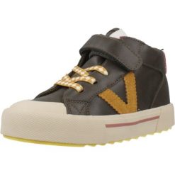 Buty VICTORIA 1065198V Zielony. Zielone buty fitness męskie VICTORIA, do biegania. Za 174.99 zł.