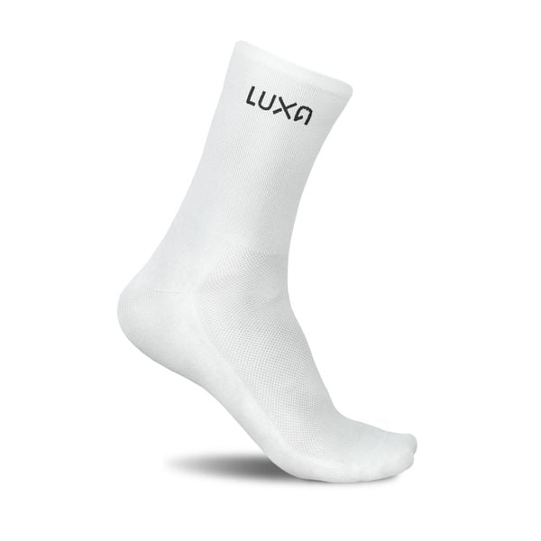 Skarpety Rowerowe LUXA Logo. Białe skarpetki damskie LUXA, bez wzorów, z elastanu. Za 49.90 zł.