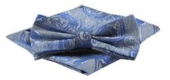 Mucha Męska z Poszetką w Zestawie - Alties - Duży Wzór w Odcieniach Niebieskiego. Niebieskie krawaty i muchy męskie Alties, bez wzorów, eleganckie. Za 54.00 zł.