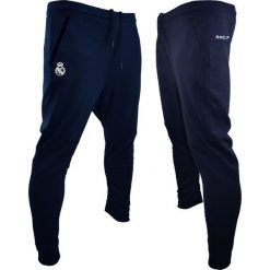 Spodnie dresowe Real Madryt Premium. Niebieskie spodnie dresowe męskie Real Madrid, bez wzorów, z dresówki. W wyprzedaży za 209.23 zł.
