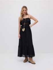 Sukienka maxi - czarny. Czarne sukienki damskie Reserved, l, bez wzorów, z lyocellu, boho, bez kołnierzyka, bez ramiączek, maxi. Za 229.99 zł.