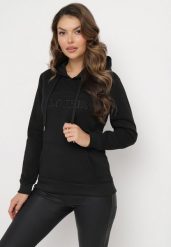 Czarna Dzianinowa Bluza z Kapturem i Haftowanym Napisem Athendra. Czarne bluzy z kapturem damskie Born2be, l, z dzianiny. Za 84.99 zł.