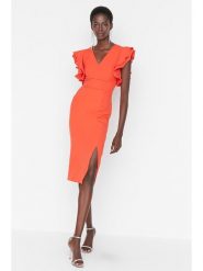 Trendyol Sukienka w kolorze pomarańczowym rozmiar: 36. Pomarańczowe sukienki damskie Trendyol, na imprezę, bez wzorów, bez kołnierzyka, bez ramiączek, midi. Za 117.45 zł.