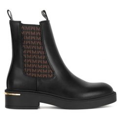 Botki MEXX. Czarne botki damskie Mexx, bez obcasa, na płaskiej podeszwie, bez zapięcia. Za 319.99 zł.