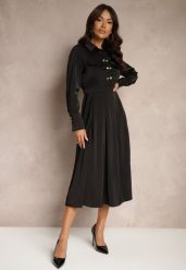 Czarna Koszulowa Sukienka o Rozkloszowanym Kroju z Gumką w Pasie i Imitacją Kieszeni Etaviela. Czarne sukienki damskie Renee, na co dzień, l, bez wzorów, eleganckie, bez kołnierzyka, bez ramiączek, midi, kopertowe. W wyprzedaży za 125.99 zł.