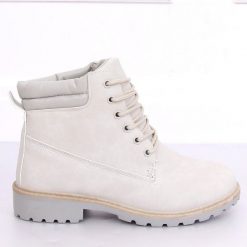 Timberki damskie szare W-3033 Grey. Szare botki damskie ButyModne, ze skóry ekologicznej, bez obcasa, bez zapięcia. W wyprzedaży za 87.21 zł.