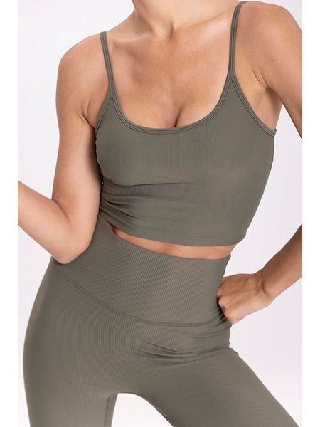 Onamaste Top sportowy w kolorze khaki rozmiar: S/M. Brązowe topy damskie Onamaste, m, bez wzorów, z materiału, bez kołnierzyka. Za 140.95 zł.