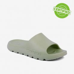 Klapki damskie Coqui. Czarne klapki damskie Coqui, bez wzorów, bez obcasa. Za 141.99 zł.