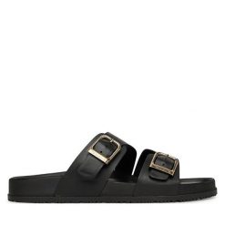 Klapki Tamaris. Czarne klapki damskie Tamaris, bez wzorów, bez obcasa. Za 229.99 zł.