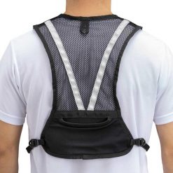 Plecak kamizelka do biegania Mizuno Mesh CR Backpack. Czarne plecaki damskie Mizuno, bez wzorów, z meshu. Za 199.00 zł.