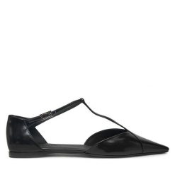 Półbuty Max Mara. Czarne półbuty damskie Max Mara, bez wzorów, bez obcasa, na płaskiej podeszwie. Za 1,749.00 zł.