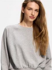 Gładka bluza - jasnoszary. Szare bluzy bez kaptura damskie Reserved, l, z bawełny. Za 69.99 zł.