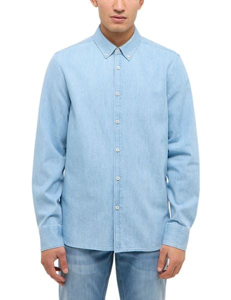 Męska Koszula Mustang Style Cullman Denim Blue 1017541 5000 100. Niebieskie koszule męskie Mustang, m, bez wzorów, z denimu, bez kołnierzyka, bez ramiączek. Za 129.99 zł.