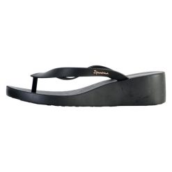 Japonki plażowe damskie Ipanema Selfie FEM. Czarne klapki damskie Ipanema, bez wzorów, bez obcasa. Za 89.00 zł.