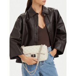 Torebka Nine West. Białe torebki klasyczne damskie Nine West, bez wzorów, bez dodatków. Za 229.99 zł.