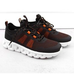 Buty sportowe męskie wsuwane czarne McKeylor 19830. Czarne buty sportowe na co dzień męskie bez zapięcia. Za 194.04 zł.
