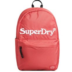 Plecak miejski Superdry Vintage Graphic Montana. Czerwone plecaki damskie Superdry., bez wzorów, z poliesteru. Za 144.00 zł.