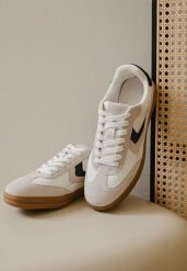 Beżowe Skórzane Sneakersy Tenisówki z Geometrycznym Wzorem Mirathe. Brązowe trampki i tenisówki damskie Born2be, bez wzorów. Za 159.99 zł.