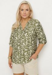 Ciemnozielona Koszula z Wiskozą w Abstrakcyjny Wzór Clarivana. Zielone koszule damskie Born2be, l, bez wzorów, z wiskozy, eleganckie, bez kołnierzyka, plus size, bez ramiączek. Za 69.99 zł.