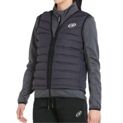Anorack Parka Bullpadel Noia Woman. Czarne parki damskie bullpadel, bez wzorów. W wyprzedaży za 493.25 zł.