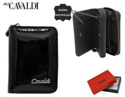 Portfel damski 4U Cavaldi PX33-JMP czarny. Czarne portfele damskie 4U Cavaldi, bez wzorów, ze skóry. Za 44.00 zł.