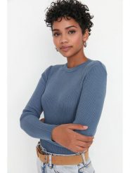 Trendyol Sweter w kolorze niebieskim rozmiar: L. Niebieskie swetry klasyczne damskie Trendyol, l, prążkowane, bez kołnierzyka. Za 74.11 zł.