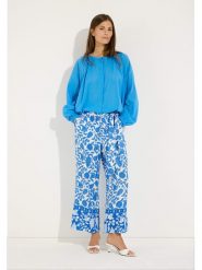 More & More Bluzka w kolorze błękitnym rozmiar: 38. Niebieskie bluzki damskie MORE & MORE, bez wzorów, z bawełny, bez kołnierzyka, bez ramiączek. Za 214.95 zł.