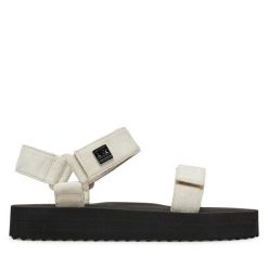 Sandały Armani Exchange. Sandały damskie Armani Exchange, bez wzorów, bez obcasa, na płaskiej podeszwie. Za 319.99 zł.