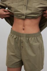 Bawełniane szorty w kolorze KHAKI - CLINT-XS. Brązowe szorty damskie Marsala, bez wzorów, z bawełny. Za 129.90 zł.