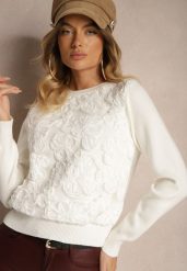 Biały Sweter z Wiskozą Ozdobiony Aplikacjami z Siateczki Harilia. Białe swetry klasyczne damskie Renee, z jeansu, bez kołnierzyka. Za 129.99 zł.