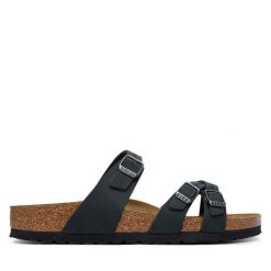 Klapki Birkenstock. Czarne klapki damskie Birkenstock, bez wzorów, bez obcasa. Za 466.99 zł.