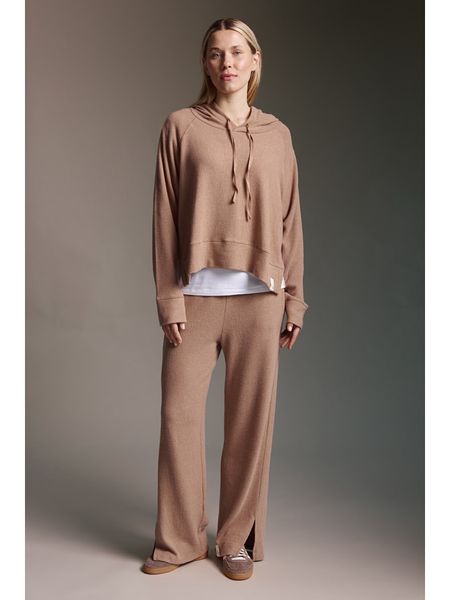 Cotton Candy Sweter w kolorze jasnobrązowym rozmiar: M. Brązowe swetry klasyczne damskie Cotton Candy, m, bez kołnierzyka. Za 166.10 zł.