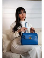 Christian Laurier Skórzana torebka "Swang" w kolorze niebieskim - 28 x 20 x 11 cm rozmiar: onesize. Niebieskie torebki klasyczne damskie Christian Laurier, bez wzorów, z materiału, bez dodatków. Za 382.89 zł.