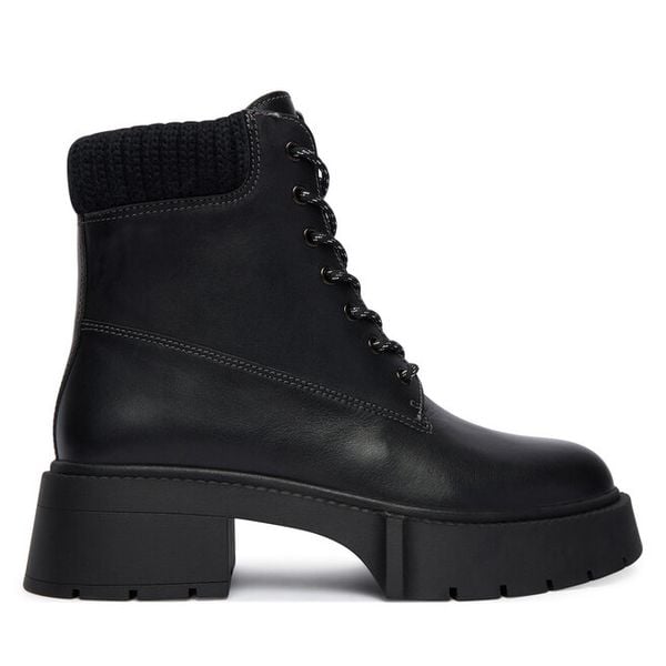 Trzewiki Coach. Czarne botki damskie Coach, bez obcasa, na płaskiej podeszwie, bez zapięcia. Za 1,429.00 zł.