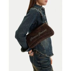 Torebka Guess Jeans. Brązowe torebki klasyczne damskie Guess Jeans, z aplikacjami, z jeansu, bez dodatków. Za 229.99 zł.