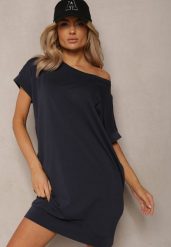 Granatowa T-shirtowa Sukienka Pudełkowa z Elastycznej Bawełny Ellensa. Niebieskie sukienki damskie Renee, l, bez wzorów, z bawełny, wakacyjne, bez kołnierzyka, bez ramiączek, mini. Za 49.99 zł.