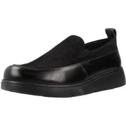 Buty GEOX D16LCB 0AL22 Czarny. Czarne obuwie treningowe damskie Geox, na fitness i siłownię. Za 241.99 zł.