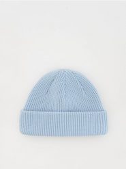 Czapka beanie - jasnoniebieski. Niebieskie czapki męskie Reserved, bez wzorów. W wyprzedaży za 22.99 zł.