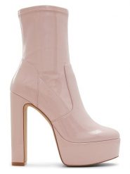 Aldo Botki w kolorze jasnoróżowym na obcasie rozmiar: 39. Różowe botki damskie Aldo, eleganckie, bez obcasa, na obcasie, bez zapięcia. Za 217.99 zł.