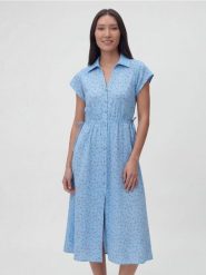 Sukienka midi w kwiaty - niebieski. Niebieskie sukienki damskie Reserved, l, bez wzorów, z bawełny, bez kołnierzyka, bez ramiączek, midi, rozkloszowane. Za 129.99 zł.