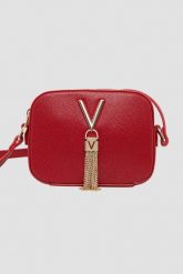 VALENTINO Czerwona torebka Divina Camera Bag SS26. Czerwone torebki klasyczne damskie Valentino by Mario Valentino, bez wzorów, bez dodatków. W wyprzedaży za 152.99 zł.