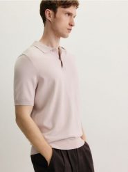 Sweter polo z wiskozą - pastelowy róż. Czerwone swetry męskie Reserved, l, bez wzorów, z dzianiny, bez kołnierzyka. Za 99.99 zł.