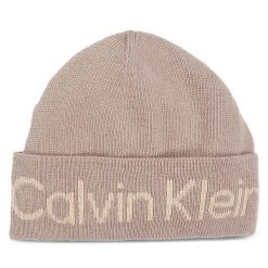 Czapka Calvin Klein. Brązowe czapki zimowe damskie CALVIN KLEIN. Za 289.99 zł.