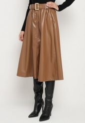Jasnobrązowa Rozkloszowana Spódnica z Imitacji Skóry Ozdobiona Paskiem Sewizelle. Brązowe spódniczki damskie Born2be, l, z aplikacjami, z bawełny, eleganckie, midi, proste. Za 169.99 zł.