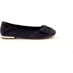Granatowe Caprice balerinki buty damskie 22111. Baleriny damskie Caprice, bez wzorów, z kauczuku, bez obcasa. W wyprzedaży za 229.00 zł.