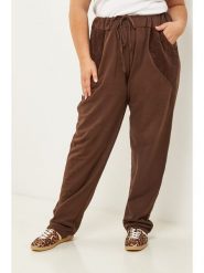 Curvy Lady Spodnie w kolorze brązowym rozmiar: 40/42. Brązowe spodnie materiałowe damskie Curvy Lady, bez wzorów, z materiału, klasyczne, z standardowym stanem. Za 108.99 zł.